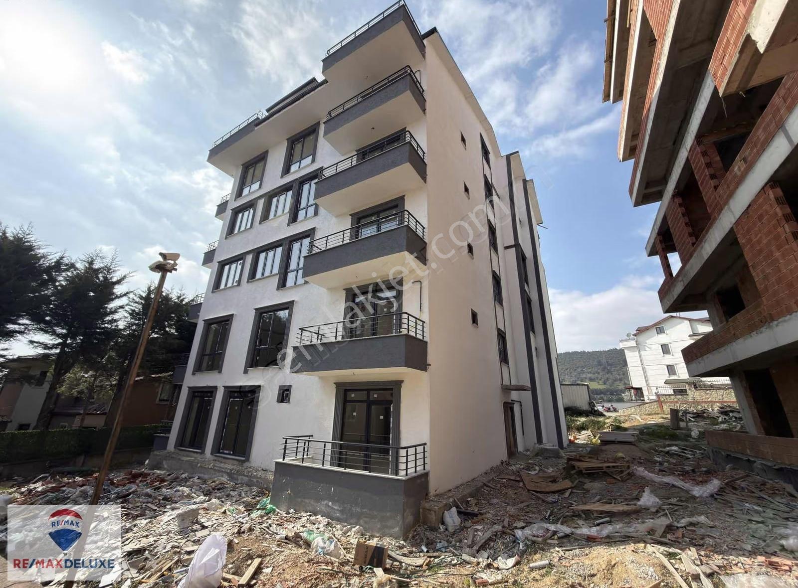 Kuruçeşme Hatipköy Mah. Site İçinde Satılık 3+1 Bahçe Dubleks - Görsel 9