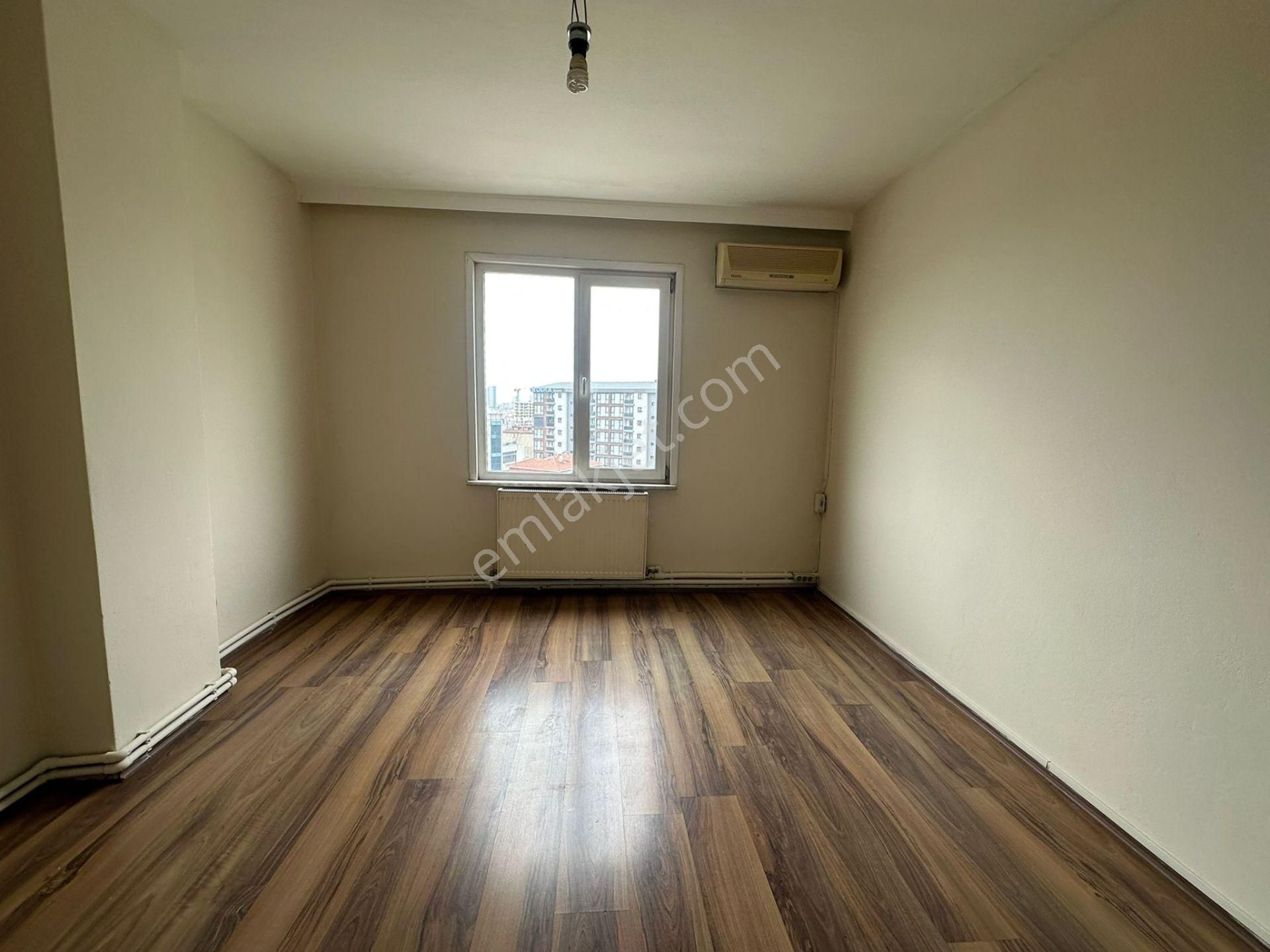 Mertcan Dan Pendik Köprüsüne 100mt. Metronun Dibinde Boyalı 2+1 Kiralık - Görsel 6