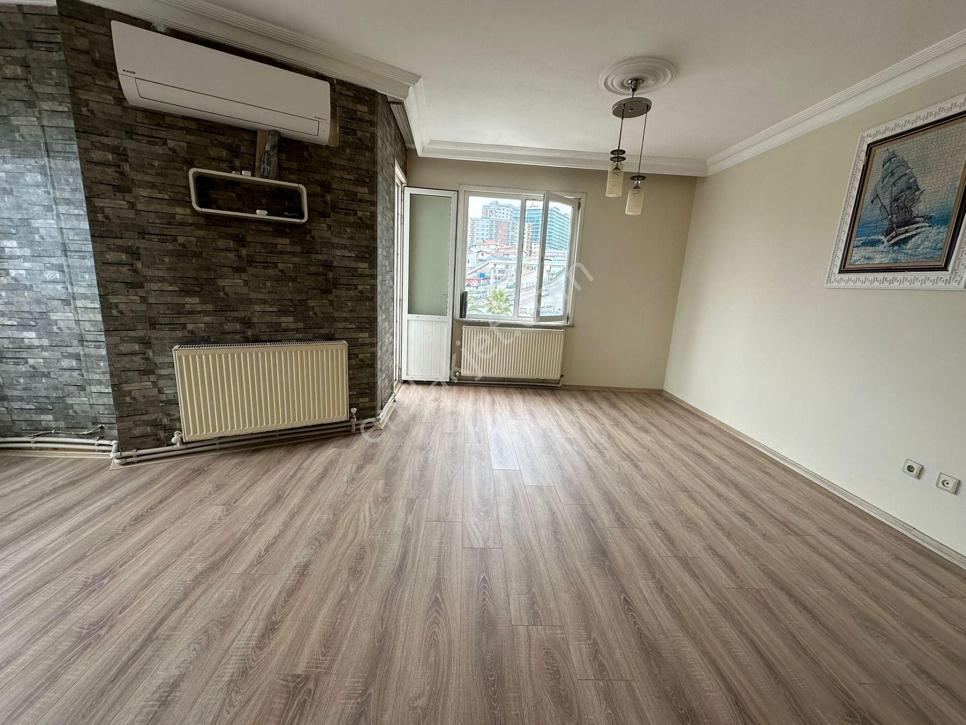 Mertcan Dan Pendik Köprüsüne 100mt. Metronun Dibinde Boyalı 2+1 Kiralık - Görsel 4