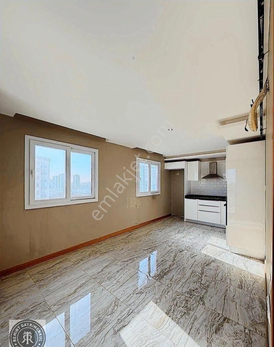 Seyhan Gürselpaşa 3+1 Site İçi Geniş Peyzaj Full Yapılı - Görsel 2