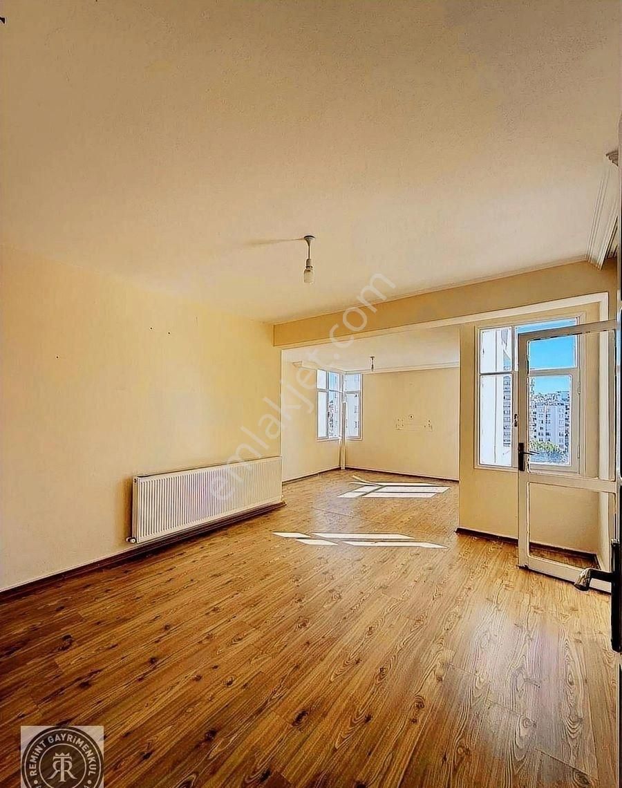 Bariş Manco Blv Manzaralı 3+1 K.mutfak Geniş Oturumlu - Görsel 12