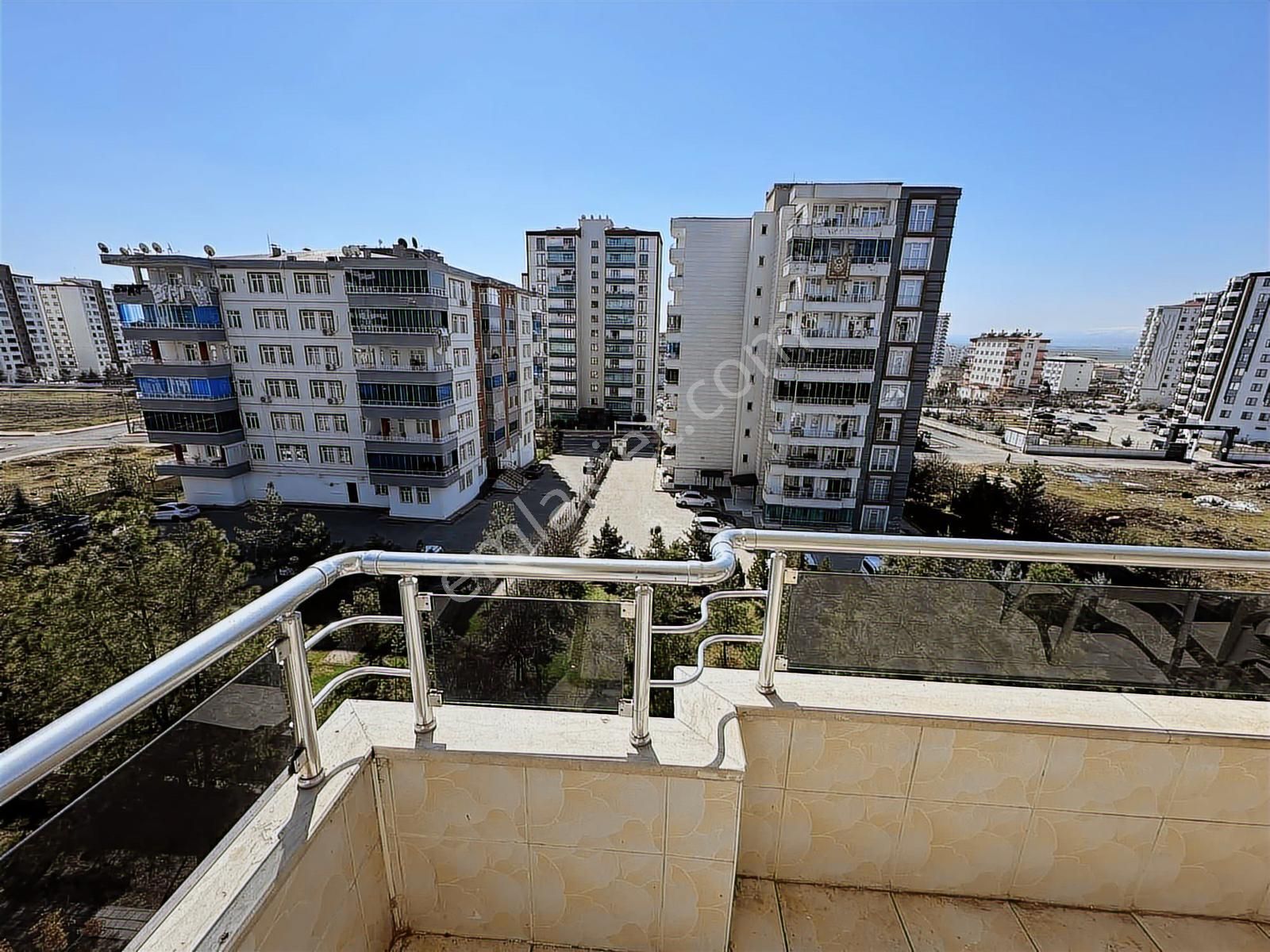 Rotadan Barış Mahallesinde 3+1 Fırsat Daire - Görsel 34