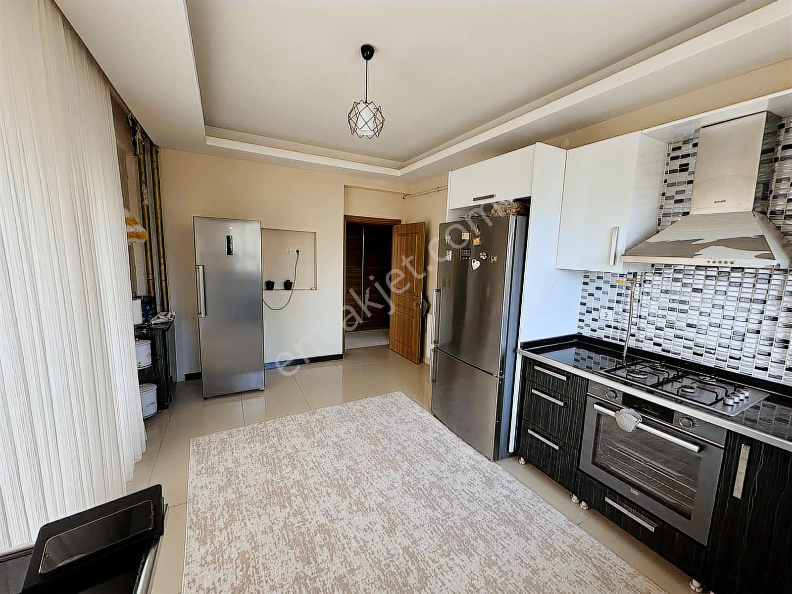 Rotadan Barış Mahallesinde 3+1 Fırsat Daire - Görsel 9