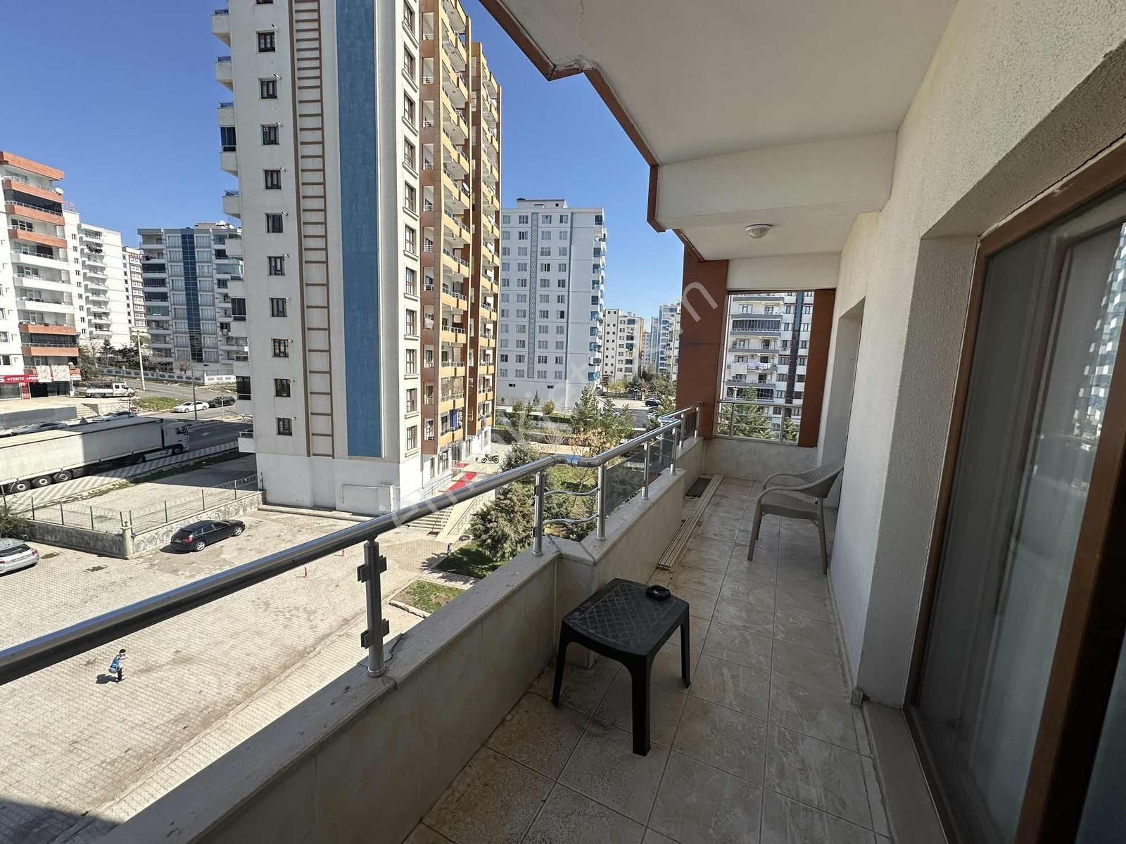 Rotadan Barış Mahallesinde 3+1 Fırsat Daire - Görsel 35