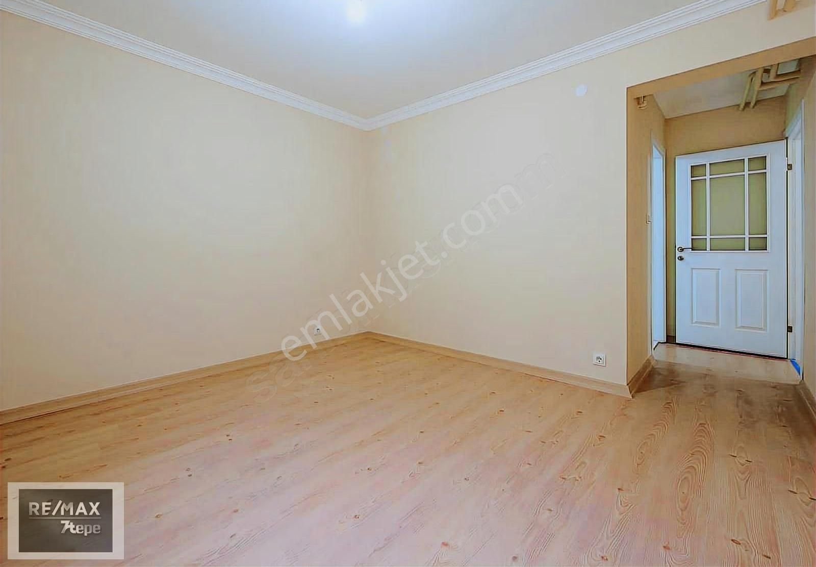 Yeşilköyde'de Denız Ve Havuz Manzaralı Kiralık 4+1 Daire - Görsel 14