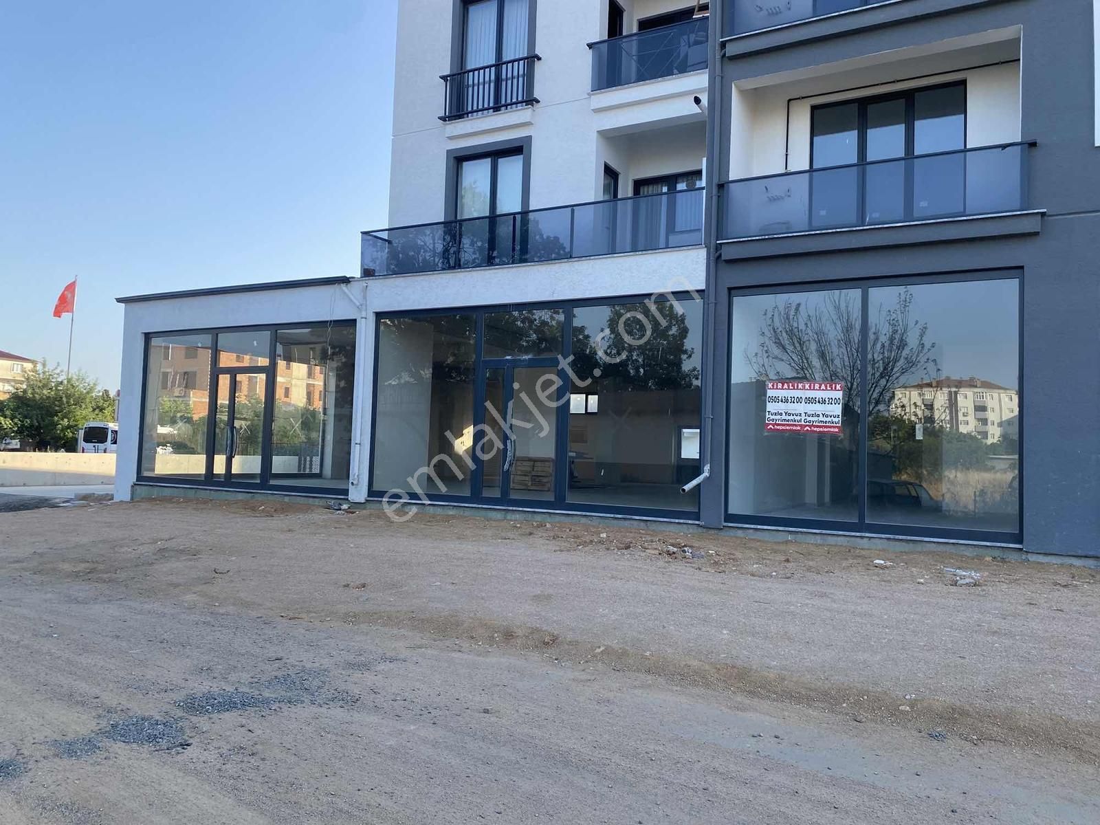 Tuzla Orhanlı Demokrasi Caddesi Yakını Sıfır 80 M2 'lik İşyeri - Görsel 13