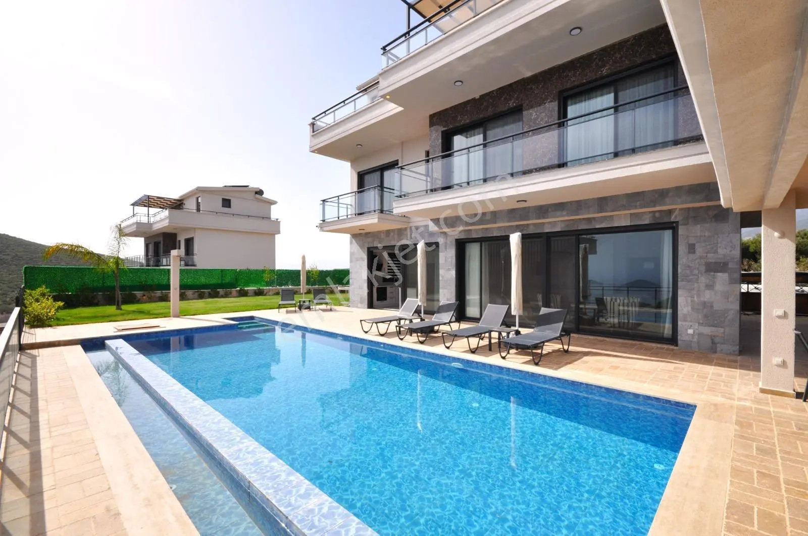 Goldhouse Dan Satılık 4+1 Ultra Lüks Deniz Manzaralı Villa - Görsel 3