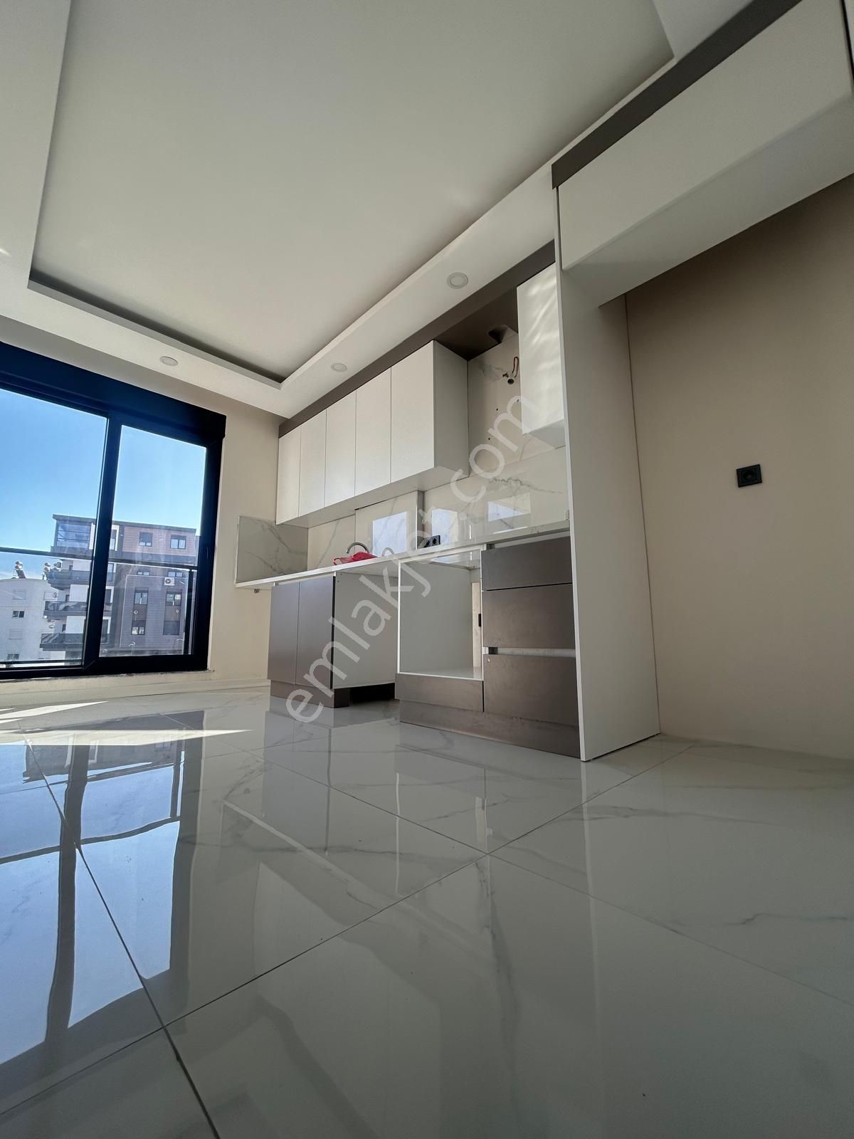 Fevzi Kaçmak Mahallesinde Katta Kiralık - Görsel 13