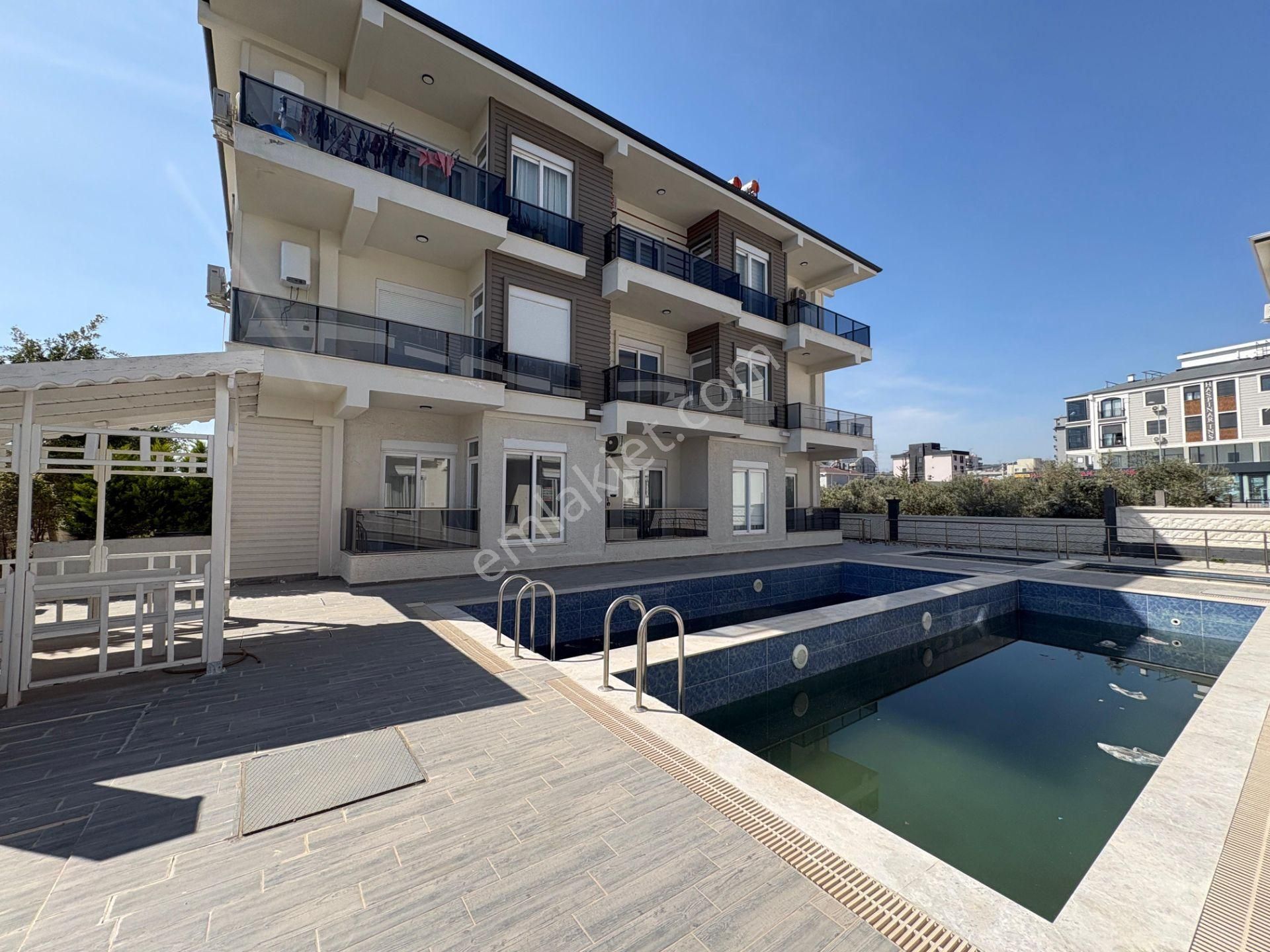 2 Bloklu Site İçi Yüzme Havuzlu Lüks 1+1