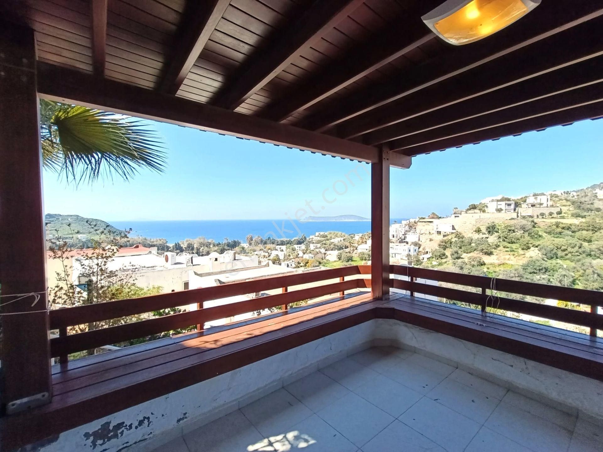 Gümüşlük’ün Kalbinde, Mavinin Her Tonuna Komşu: Tam Eşyalı 3+1 Villa - Görsel 2