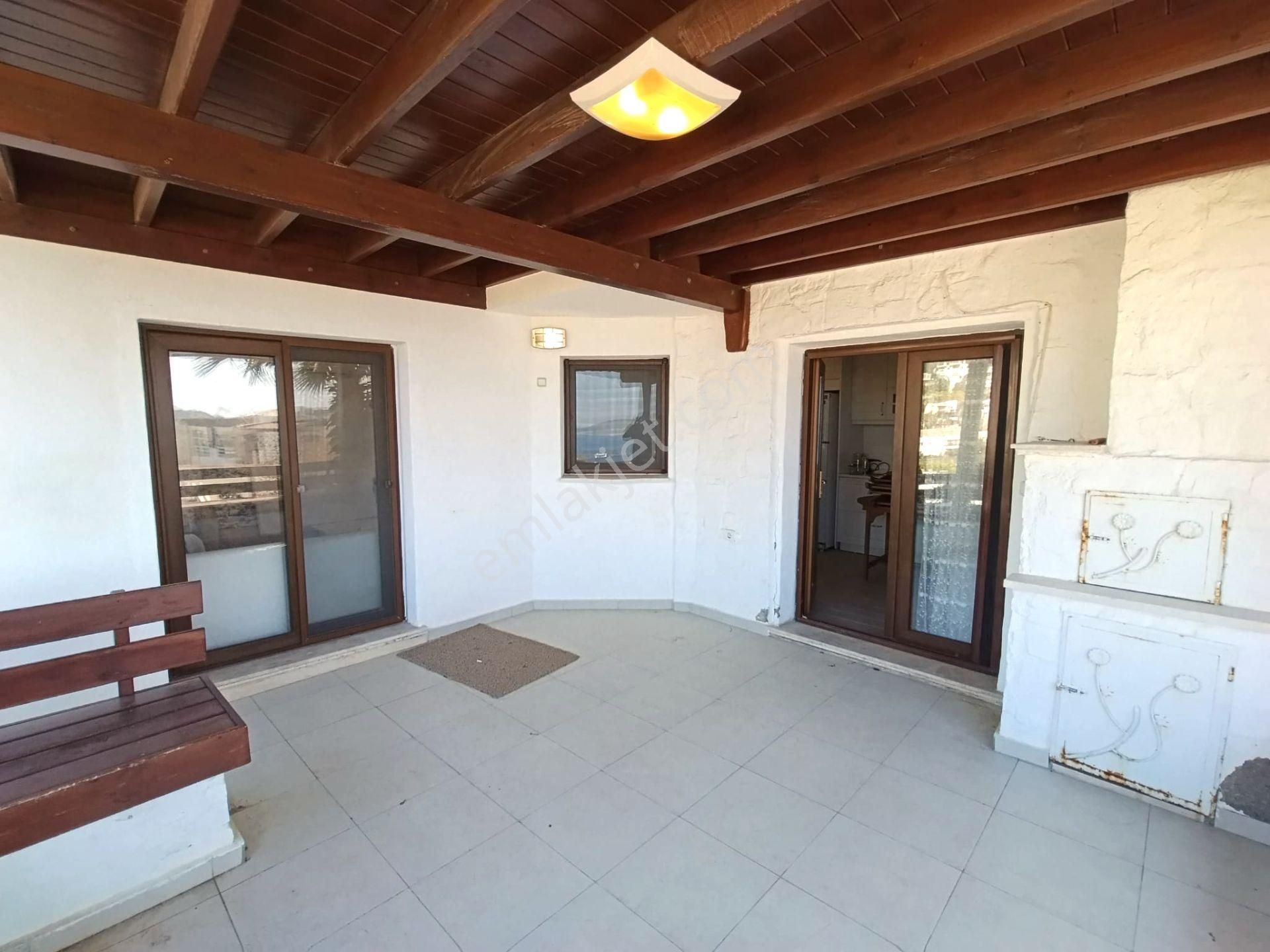 Gümüşlük’ün Kalbinde, Mavinin Her Tonuna Komşu: Tam Eşyalı 3+1 Villa - Görsel 10