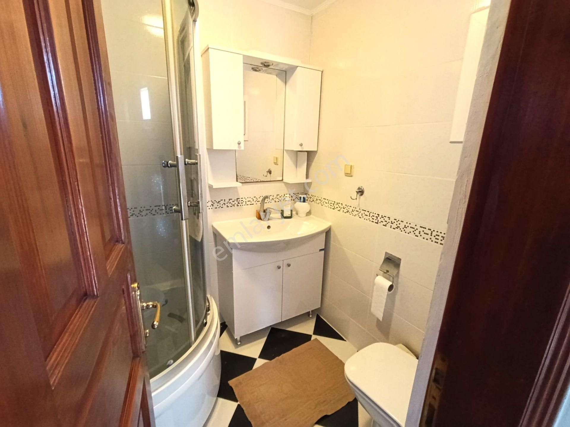 Gümüşlük’ün Kalbinde, Mavinin Her Tonuna Komşu: Tam Eşyalı 3+1 Villa - Görsel 15