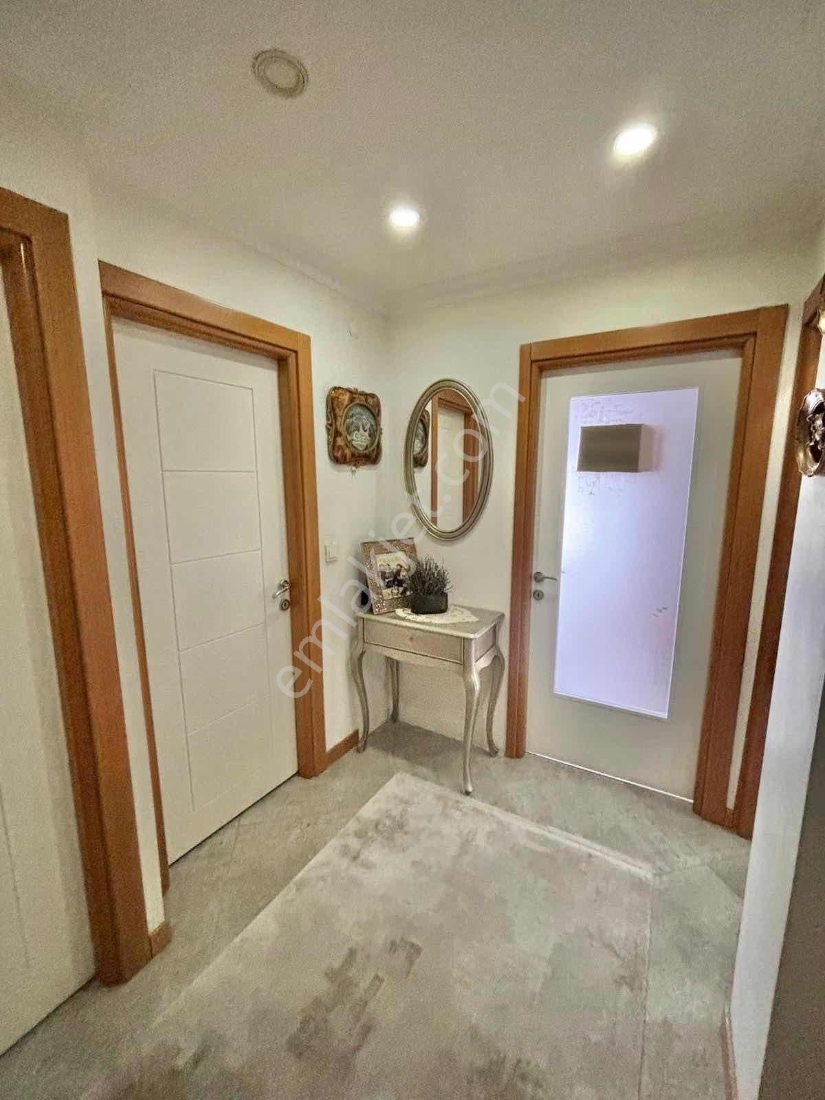 İmren Gayrimenkulden Yeşilova Mh. 2+1 75 M2 Ön Cephe Köşe Başı - Görsel 31