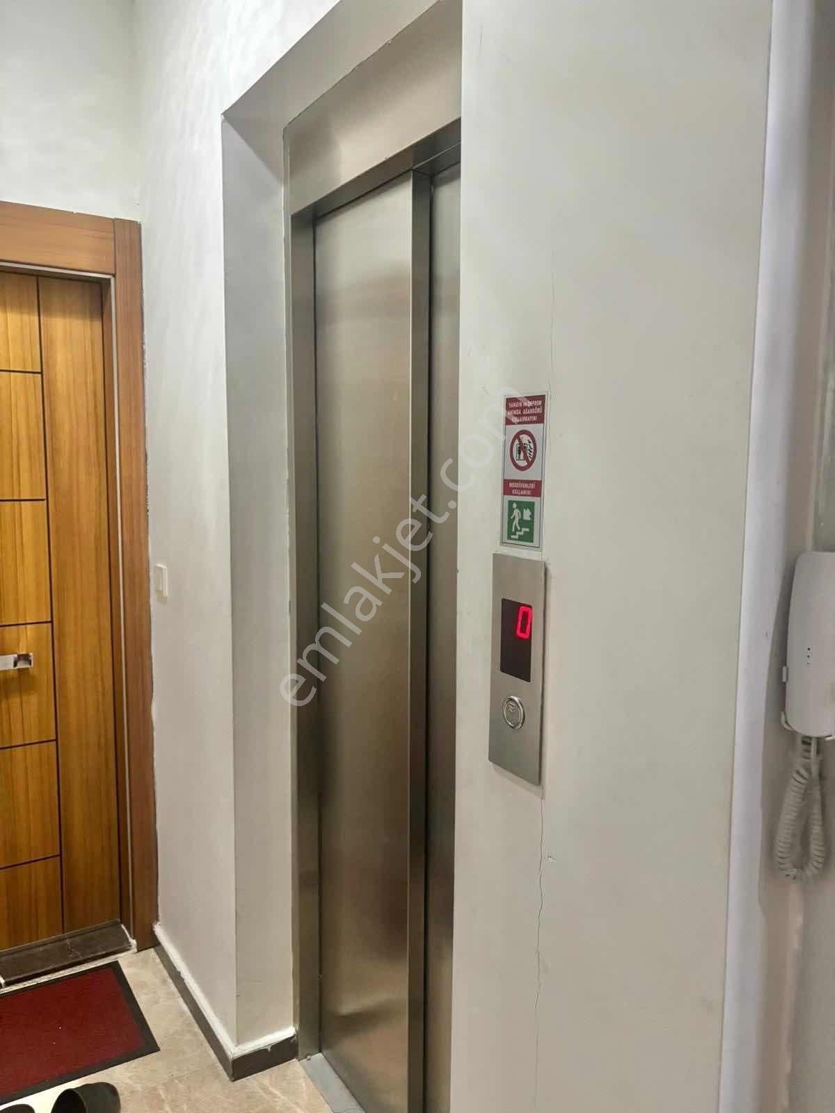 İmren Gayrimenkulden Yeşilova Mh. 2+1 75 M2 Ön Cephe Köşe Başı - Görsel 20