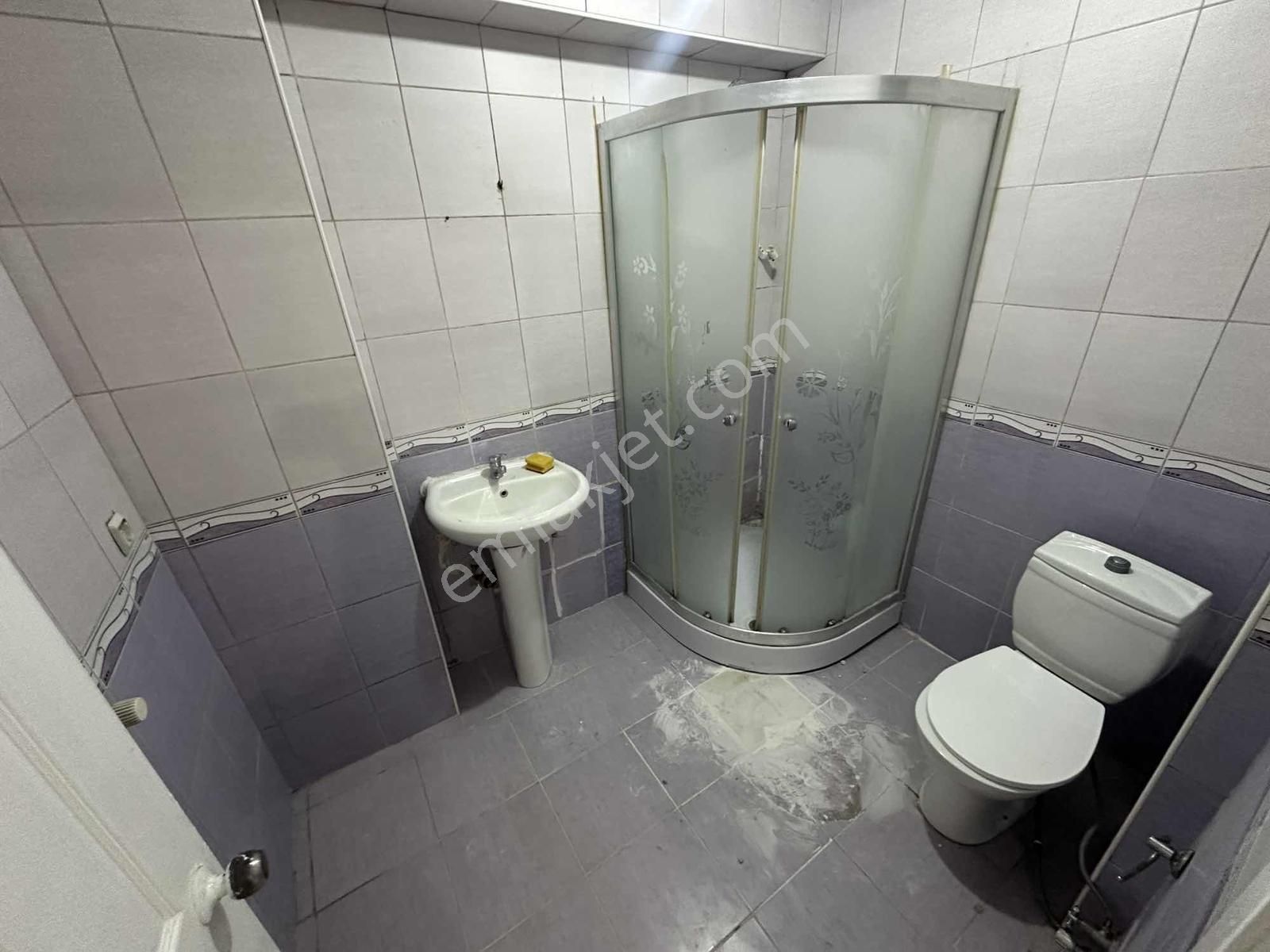 Esenevler Mah.kiralık Y.giriş Daire 32.000 Tl - Görsel 23