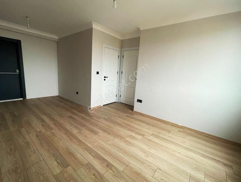 Adnan Kahveci Metroya Yürüme Arakat 3+1 İskanlı - Ebeveyn Banyolu - Görsel 15