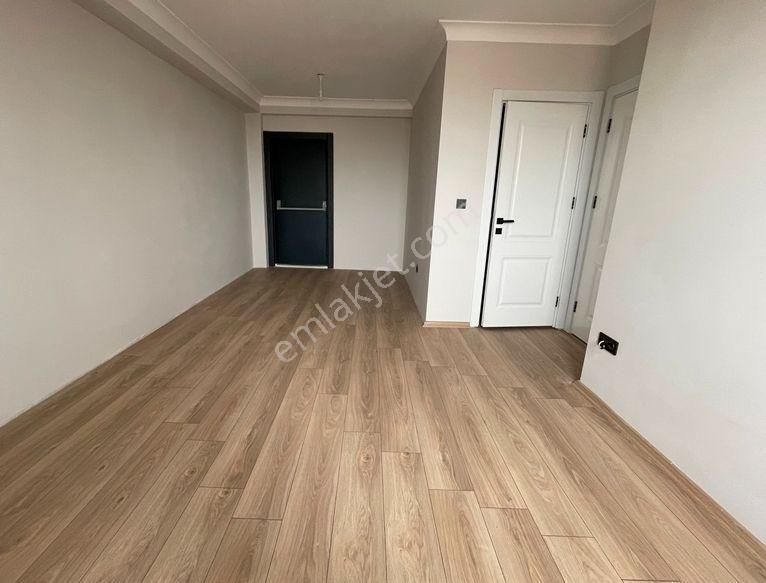 Adnan Kahveci Metroya Yürüme Arakat 3+1 İskanlı - Ebeveyn Banyolu - Görsel 16