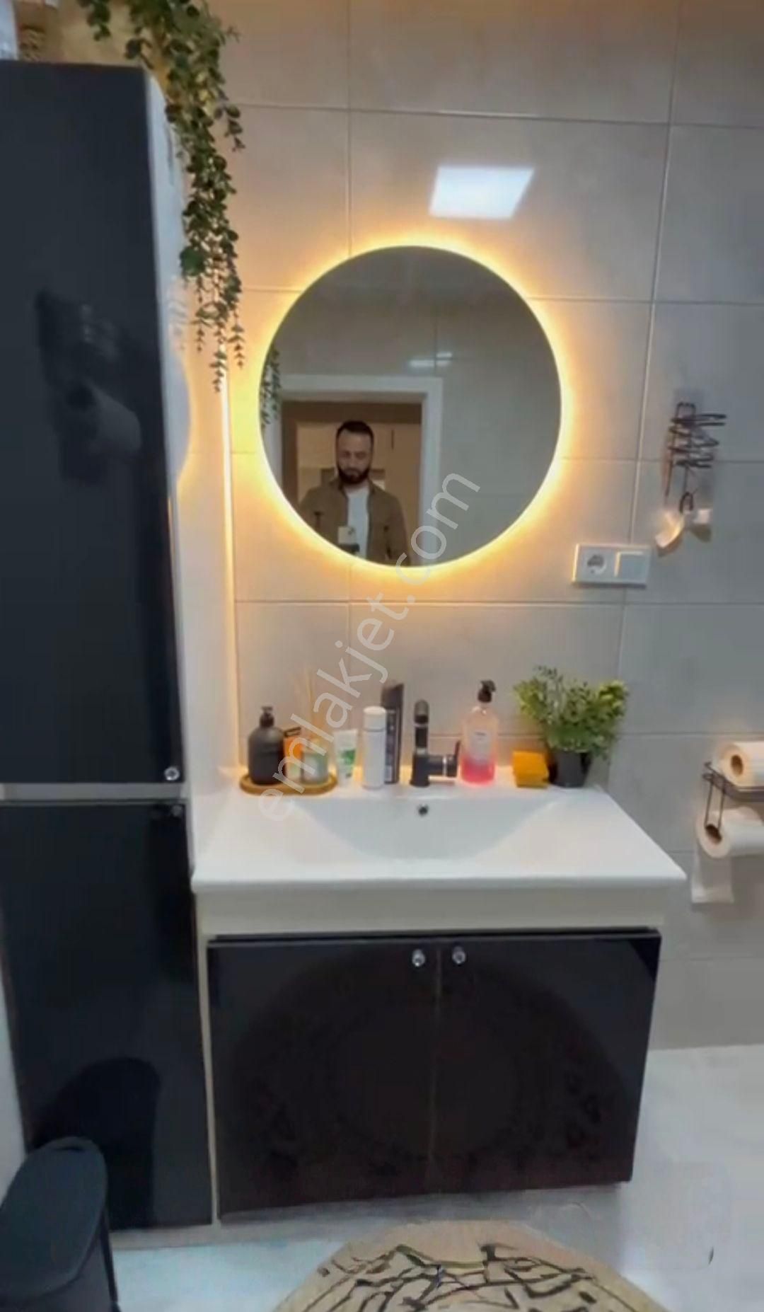 Sanatoryum Caddesinde 3+1, 1 Oda Bağımlı Full+full Metro Yürüme - Görsel 8