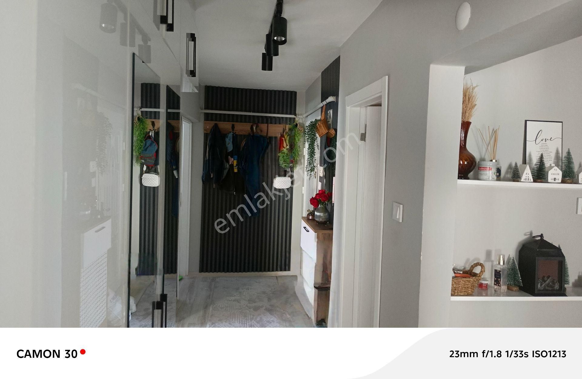 Sanatoryum Caddesinde 3+1, 1 Oda Bağımlı Full+full Metro Yürüme - Görsel 24