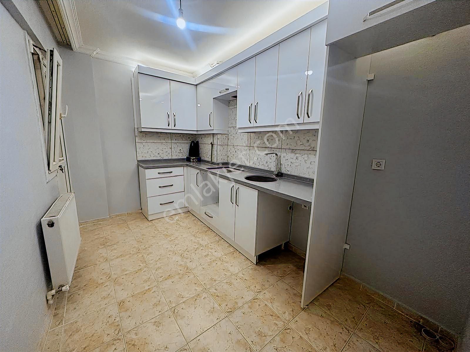 Barış Mah Geniş Ve Konforlu 3+1 Kiralık Daire - Görsel 21