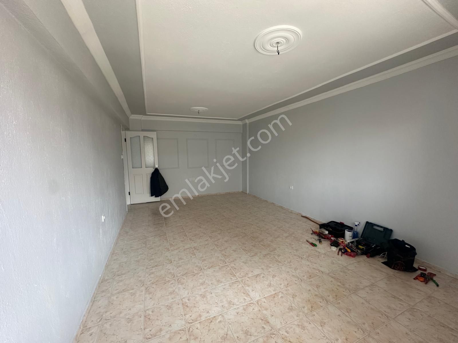 Barış Mah Geniş Ve Konforlu 3+1 Kiralık Daire - Görsel 9