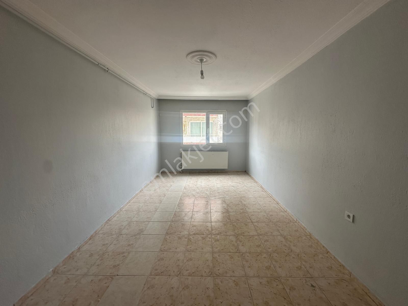 Barış Mah Geniş Ve Konforlu 3+1 Kiralık Daire - Görsel 28