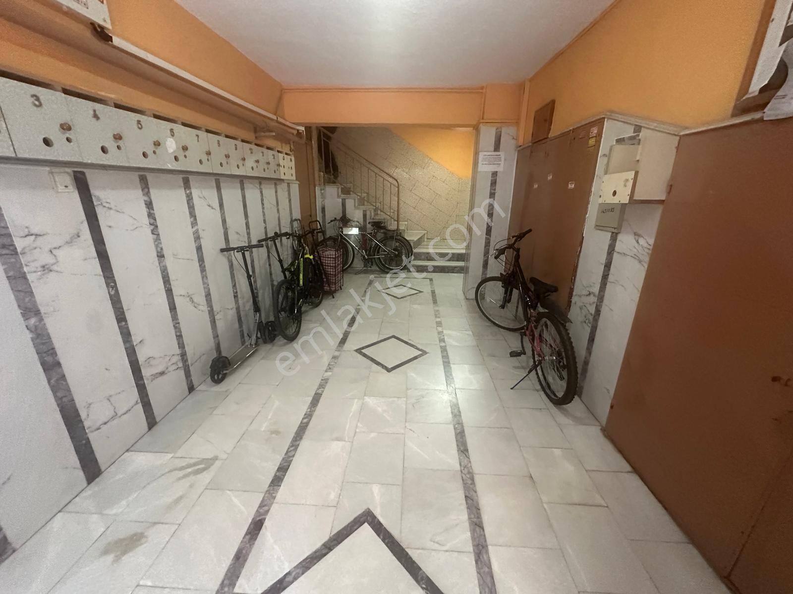 Barış Mah Geniş Ve Konforlu 3+1 Kiralık Daire - Görsel 32
