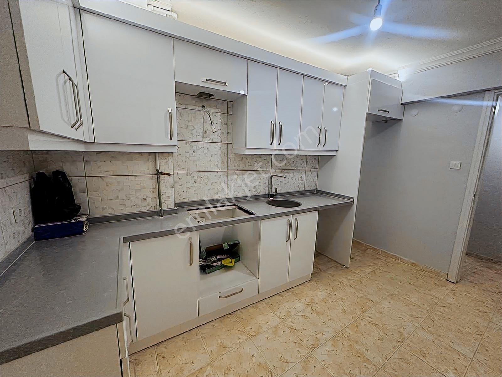 Barış Mah Geniş Ve Konforlu 3+1 Kiralık Daire - Görsel 7