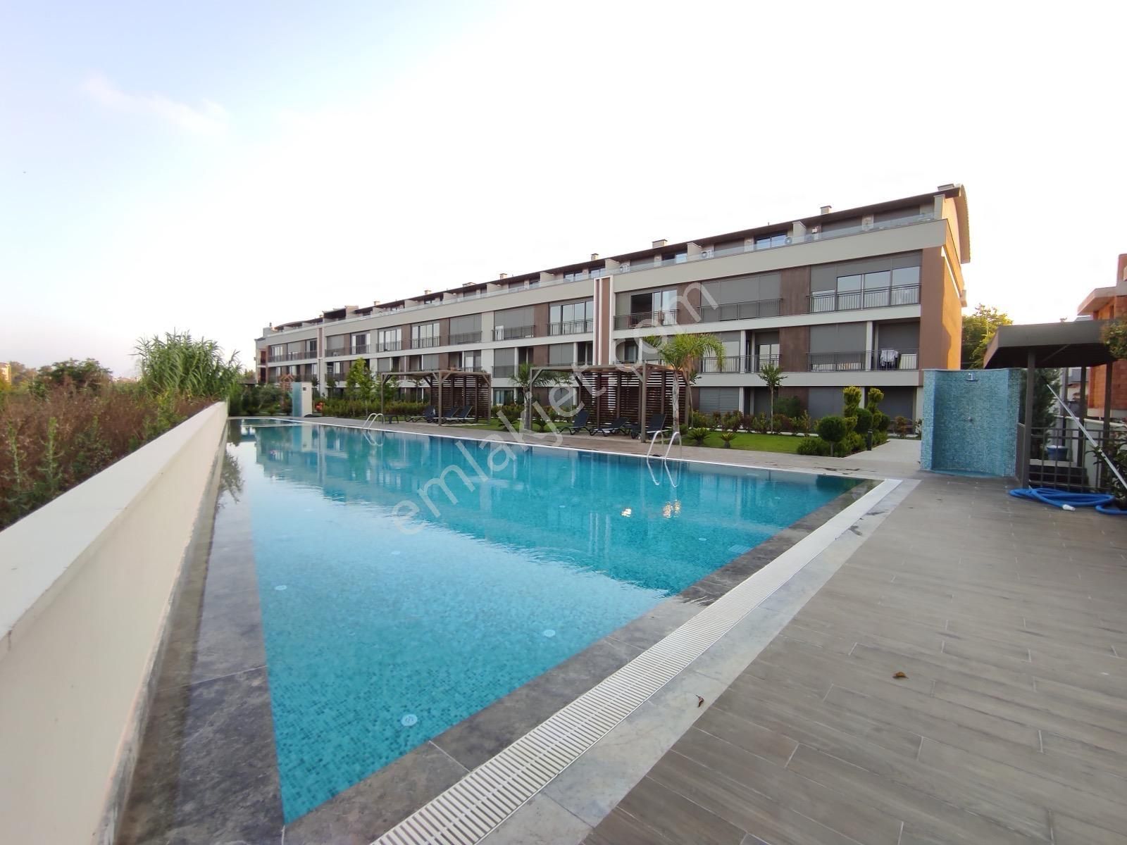 Lara Life Premiumda Güvenlikli, Havuzlu Full Eşyalı 1+1 Kiralık