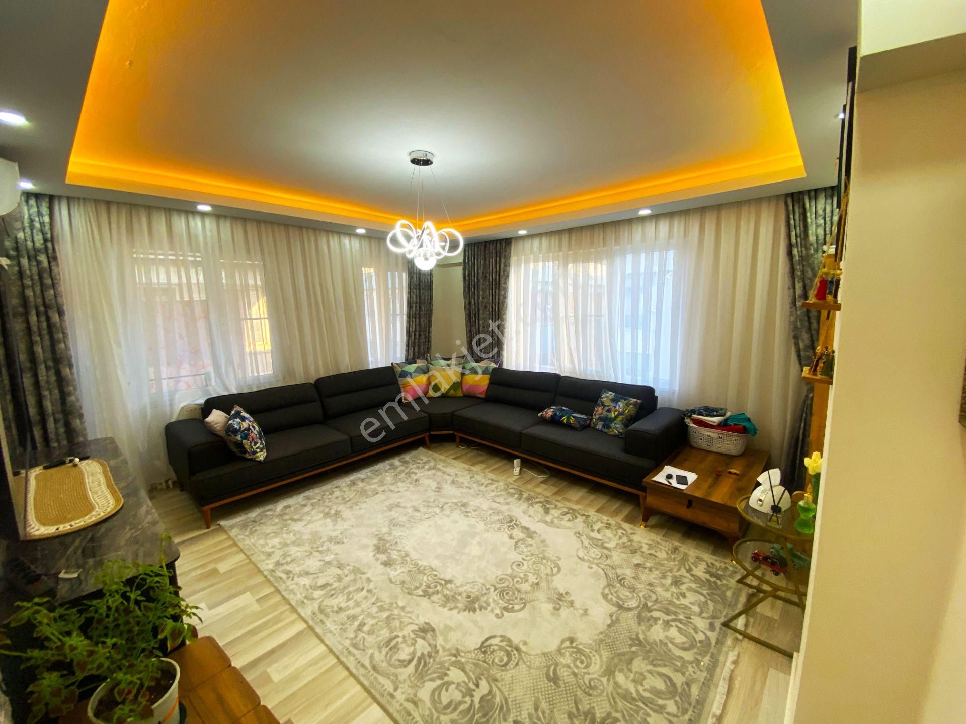 🟣🟣yetkisi Aktif'ten Akçayda Satılık Masrafsız Ayrı Mutfaklı Kombili 3+1 Daire