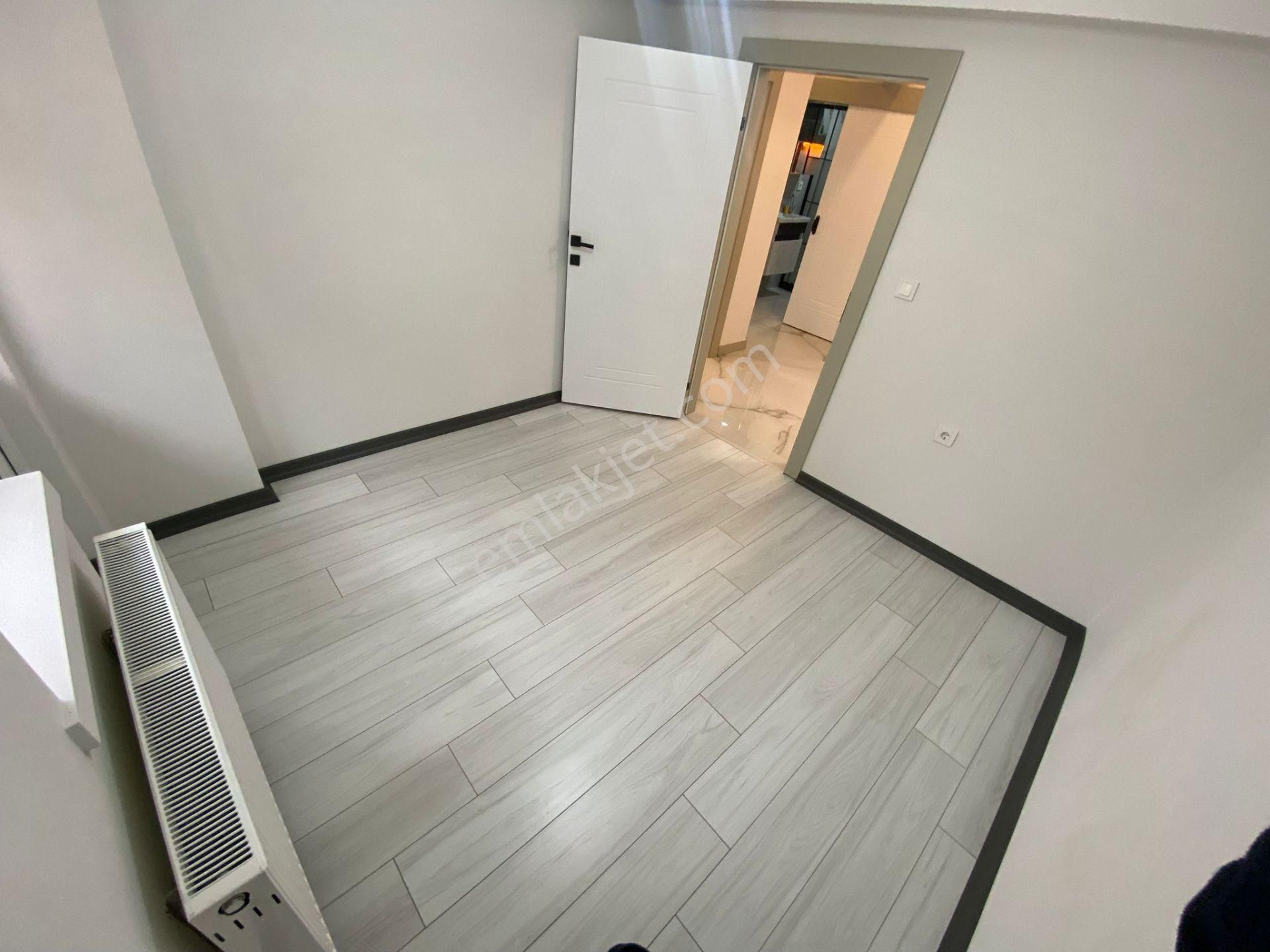 Hayal'den Pınarbaşı Mah'de 3+1 Bağımsız Ara Katta Mekrezi Konumda Lüx Yapılı Daire - Görsel 12