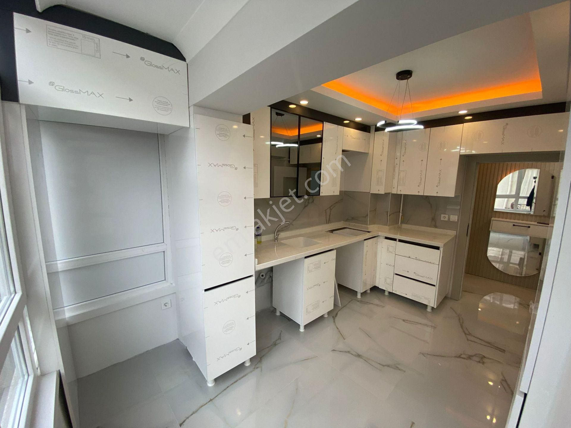 Hayal'den Pınarbaşı Mah'de 3+1 Bağımsız Ara Katta Mekrezi Konumda Lüx Yapılı Daire - Görsel 3