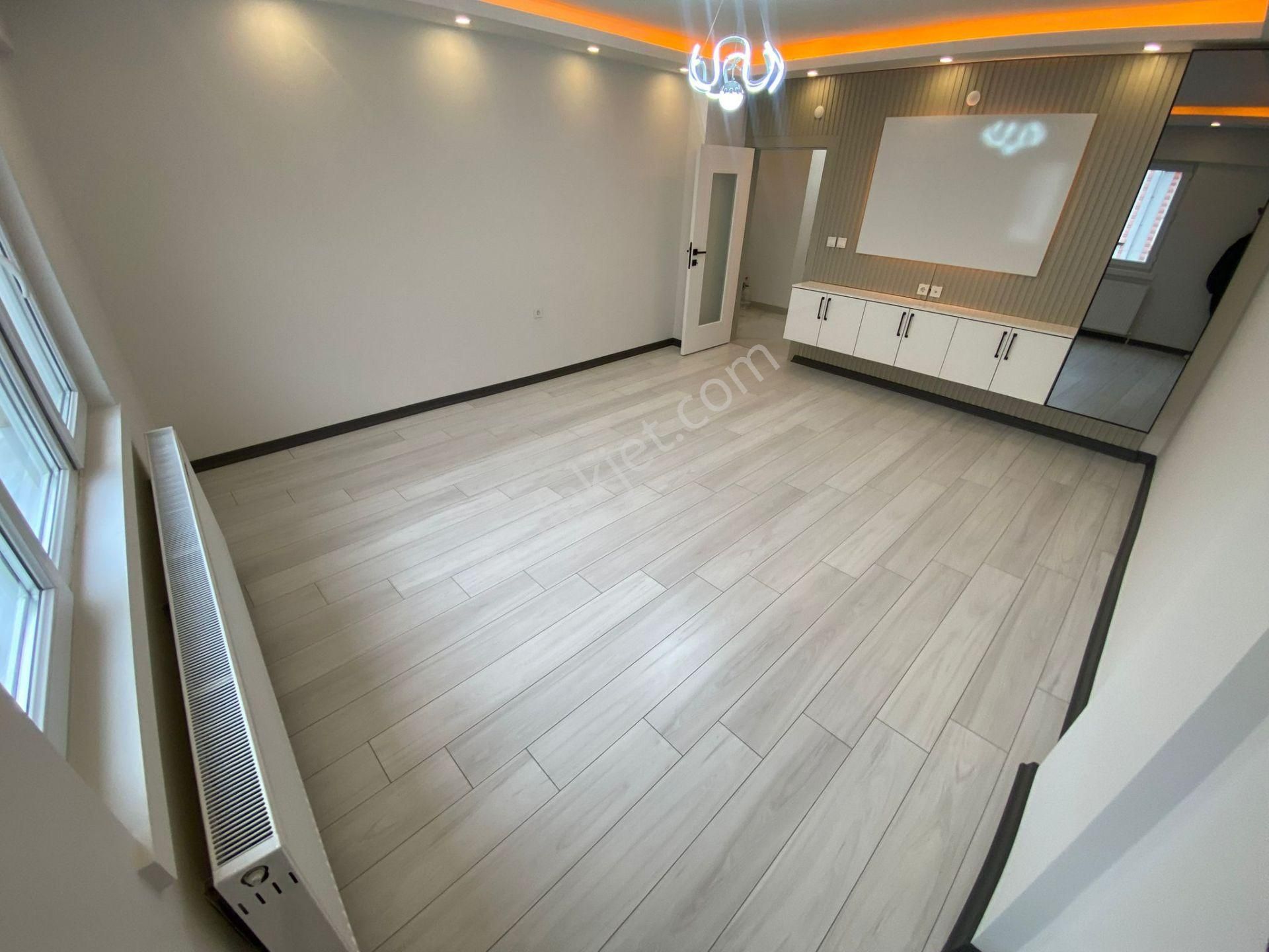 Hayal'den Pınarbaşı Mah'de 3+1 Bağımsız Ara Katta Mekrezi Konumda Lüx Yapılı Daire - Görsel 11