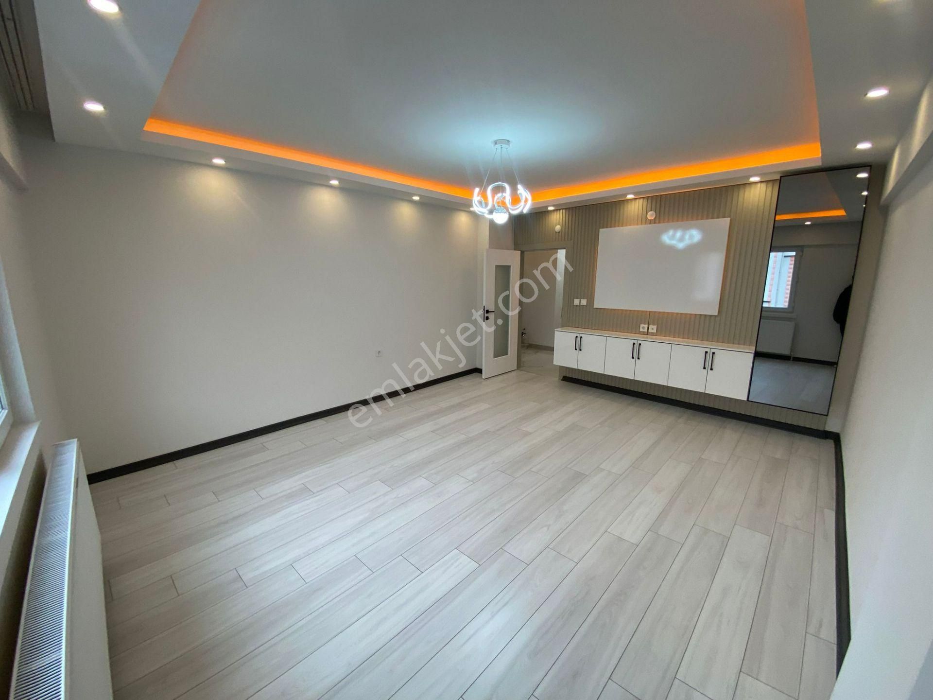 Hayal'den Pınarbaşı Mah'de 3+1 Bağımsız Ara Katta Mekrezi Konumda Lüx Yapılı Daire - Görsel 5