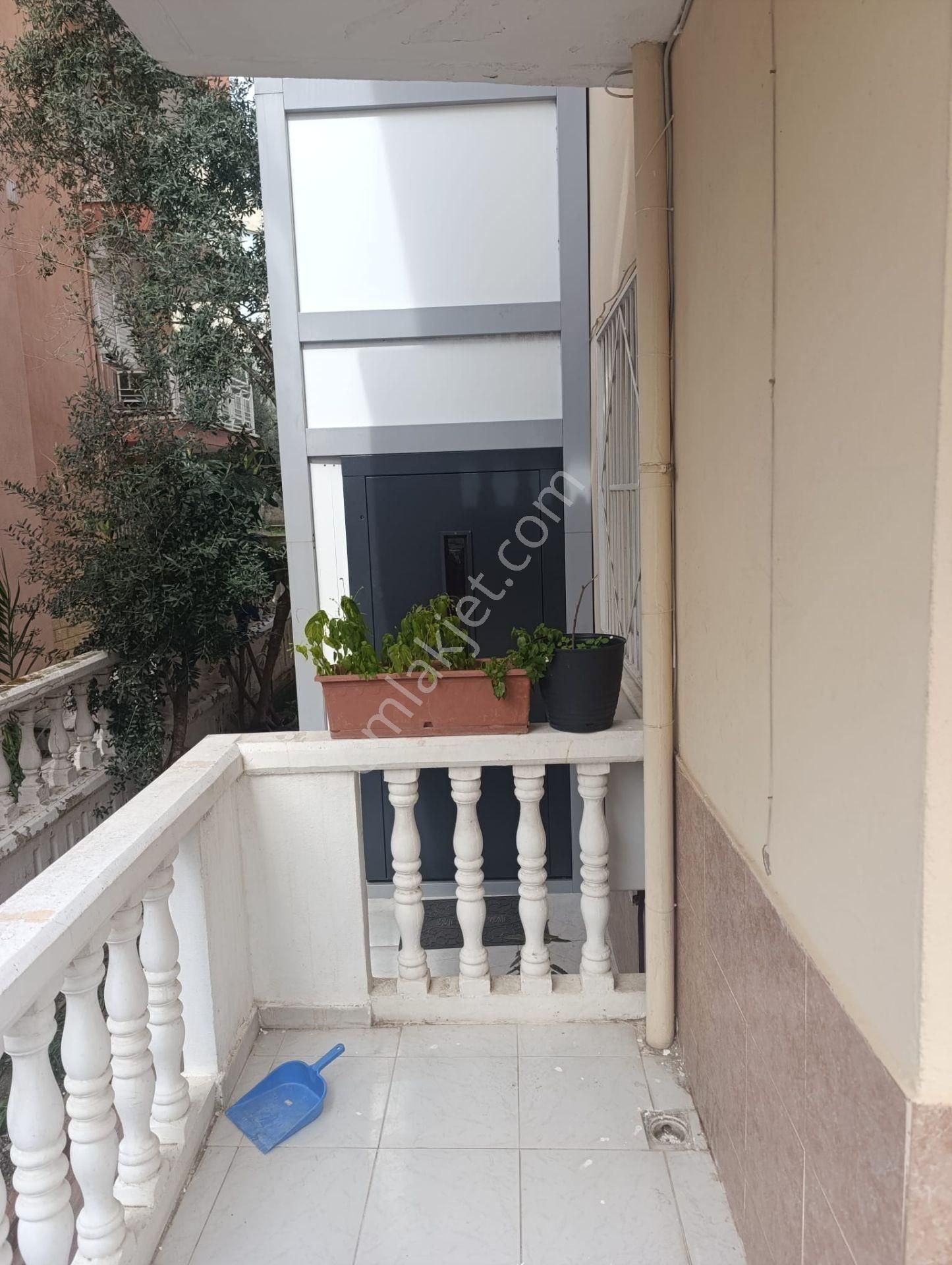 Bornova İnönü Mah. 3+1 Doğalgazlı Kiralık Daire - Görsel 17