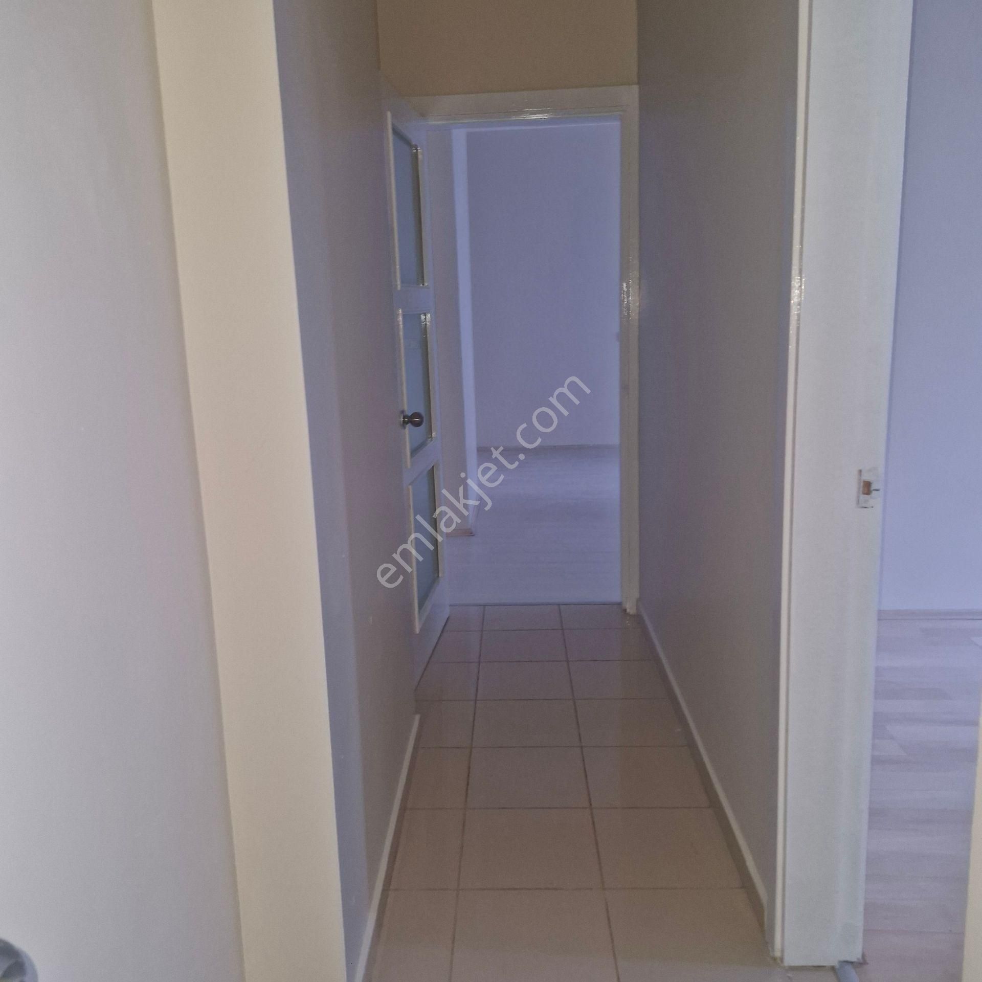 Akşenden Fatih Çapa Küçükhamamda 2.kat 2+1 100m² Full Yapılı - Görsel 19