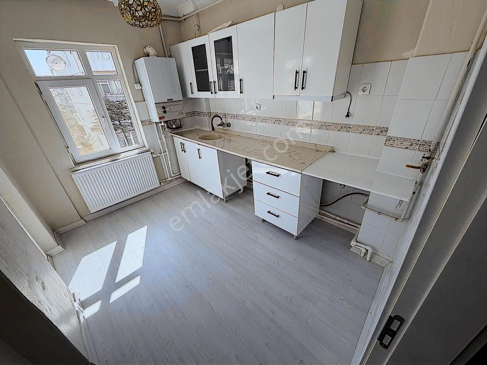 A L C Den Full Yapılı Salon B. Peşinatsız 3+1 Kiralık Daire