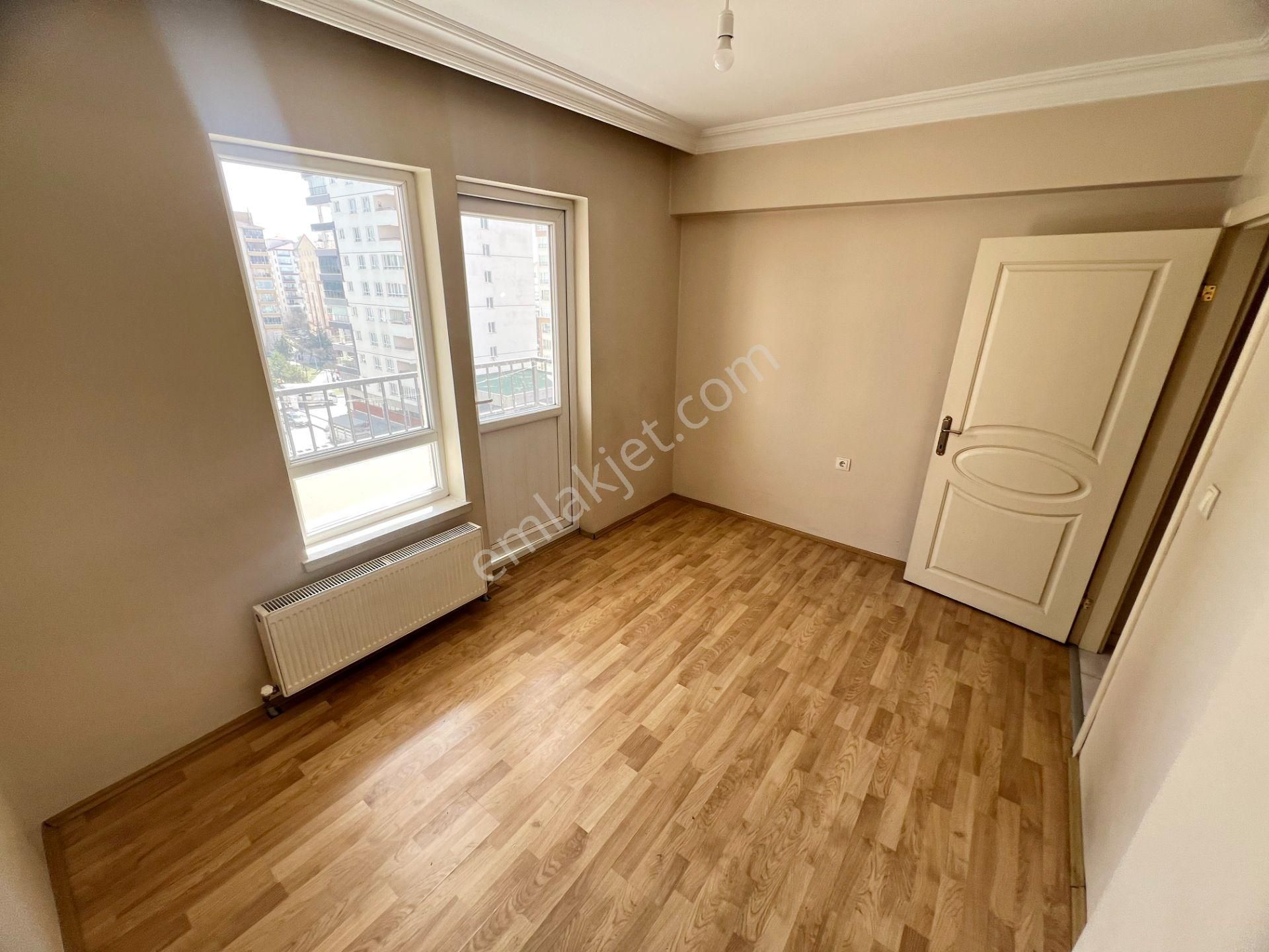 Cihandan Barıştepe Mah Demirdağ Cadde Üzeri Satlık 3+1 Daire - Görsel 19