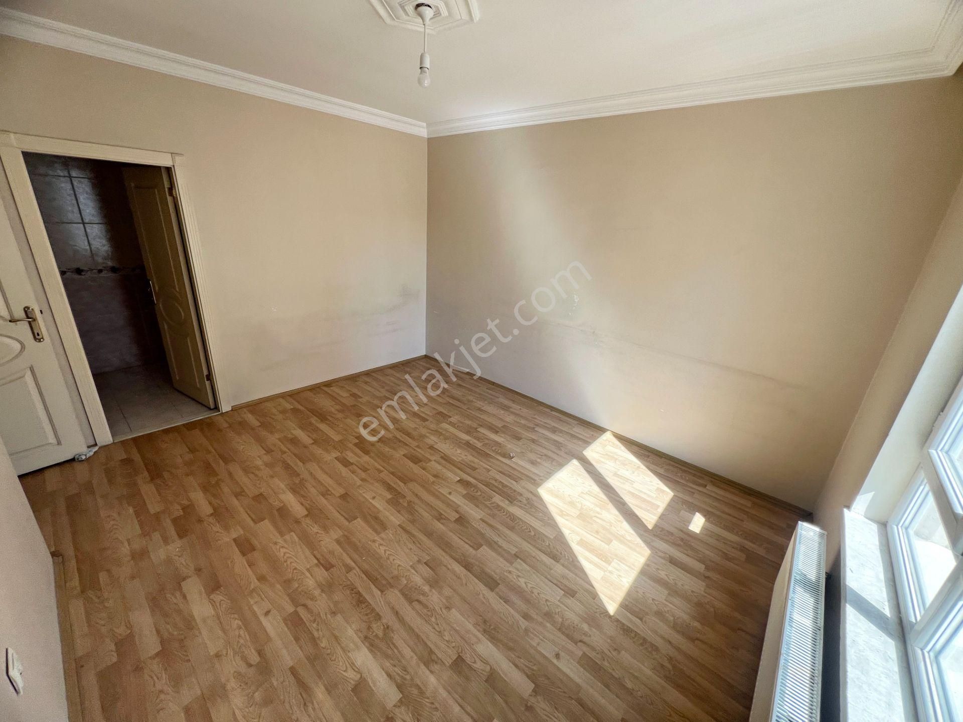 Cihandan Barıştepe Mah Demirdağ Cadde Üzeri Satlık 3+1 Daire - Görsel 23