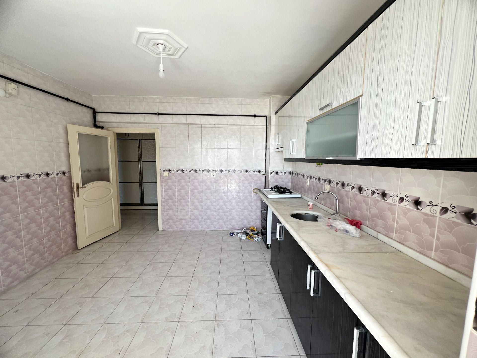 Cihandan Barıştepe Mah Demirdağ Cadde Üzeri Satlık 3+1 Daire - Görsel 4