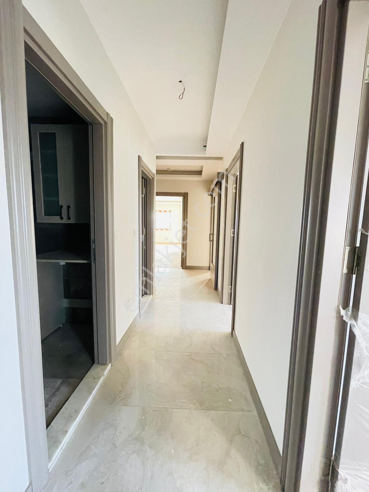 Ra Gayrimenkul İncirlikuyu Mah Kiralık Daire 4+1 - Görsel 3