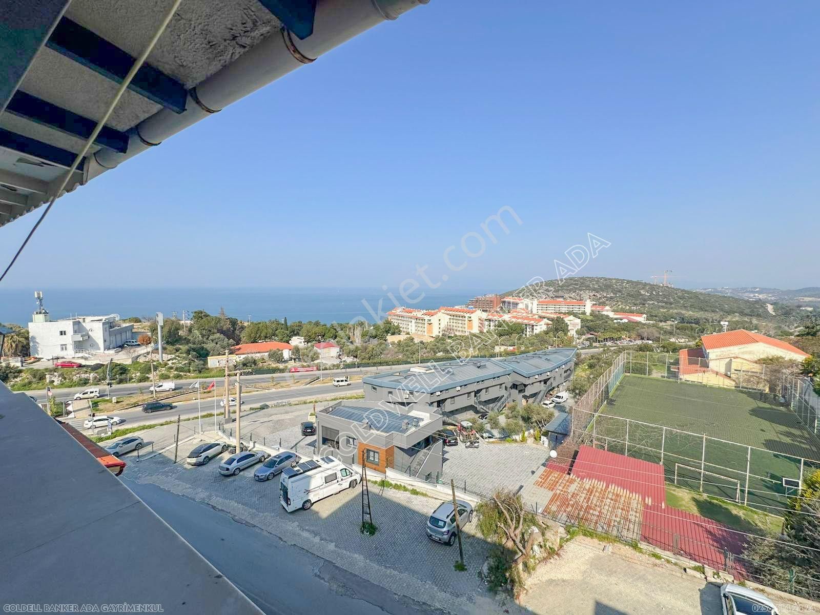 Kuşadası Efe Konakları'nda Deniz Manzaralı Eşyalı Tripleks Villa - Görsel 39