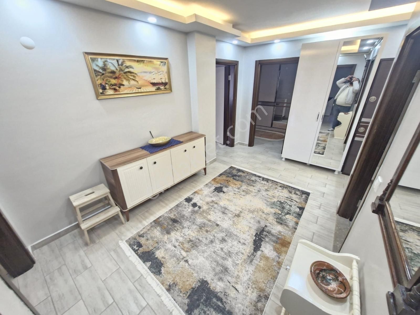 Huzur'dan Geniş Ferah Kullanışlı 2+1 Satılık Daire - Görsel 6