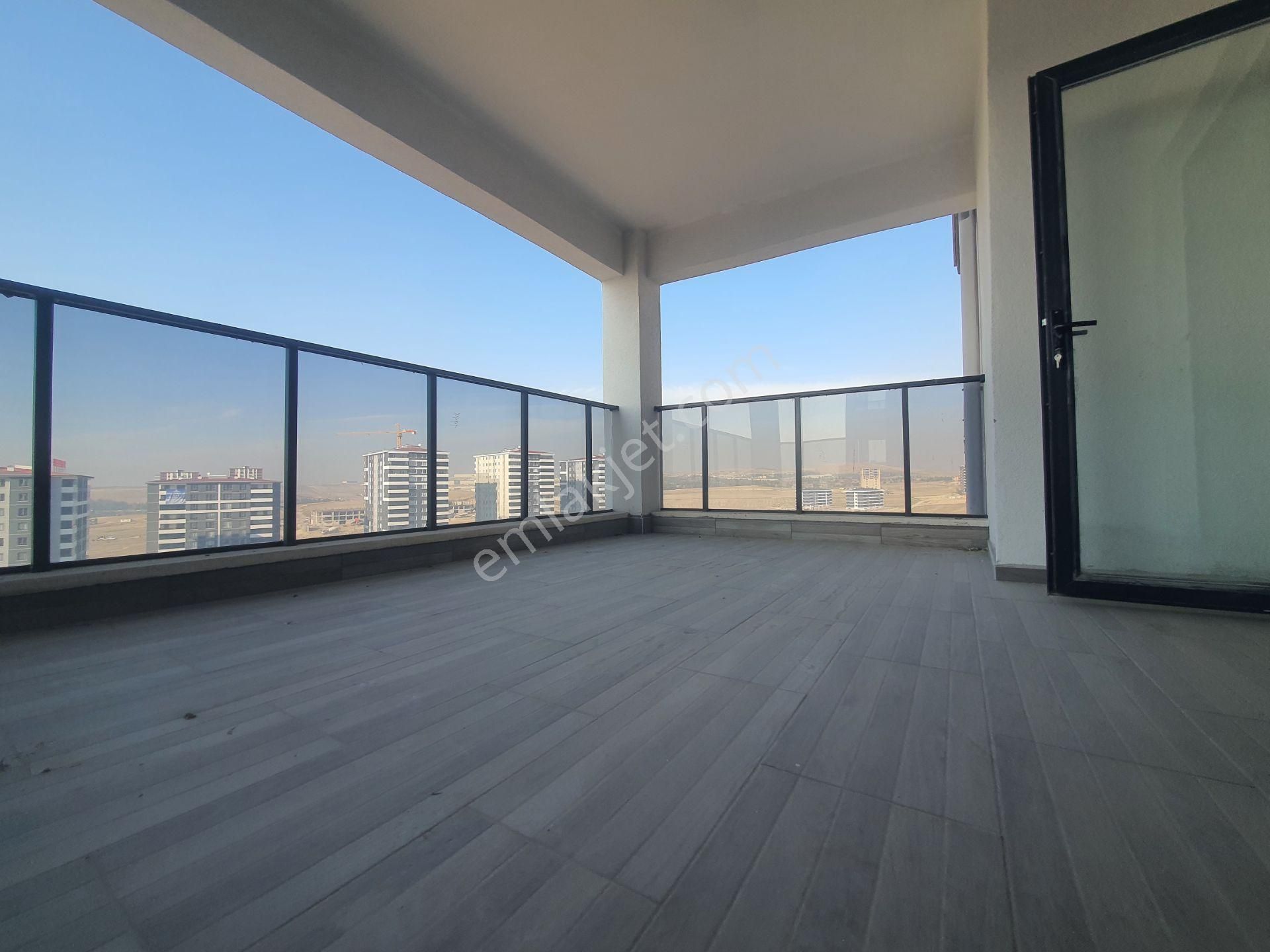 Susuz'da Kat Mülkiyet Tapulu Oturuma Hazır Sıfır 4+1 Satılık Daire /marka - Görsel 3