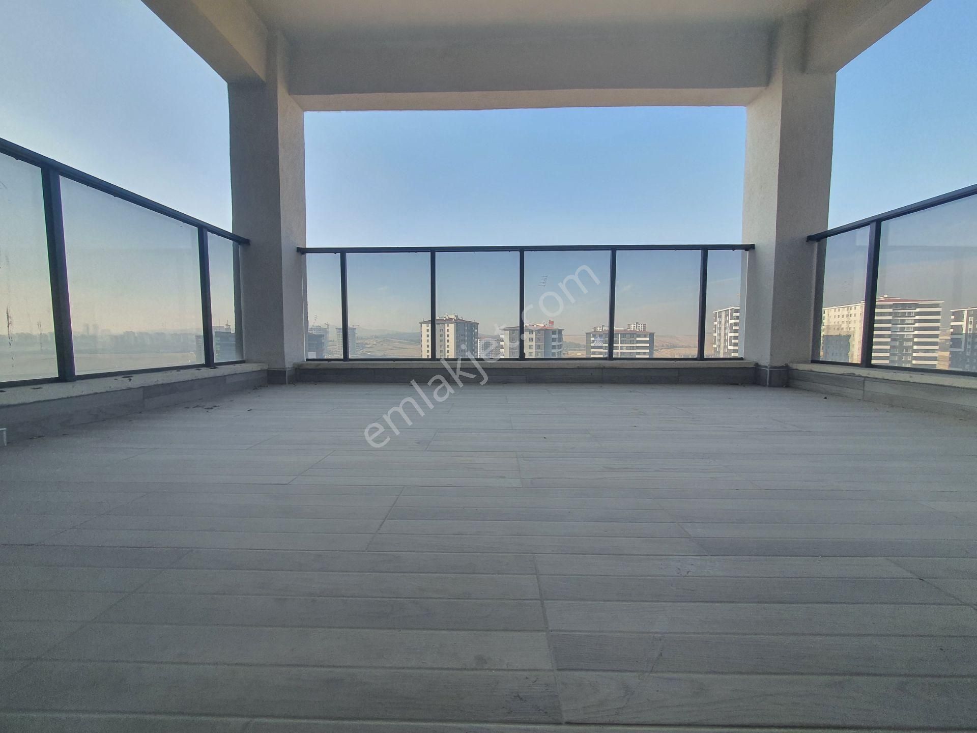 Susuz'da Kat Mülkiyet Tapulu Oturuma Hazır Sıfır 4+1 Satılık Daire /marka