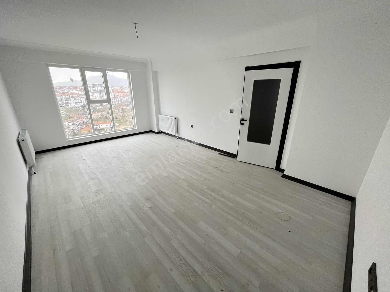 Mülk Emlak Ofisinden Her Bütçeye Uygun Kiralık Daireler !! - Görsel 29