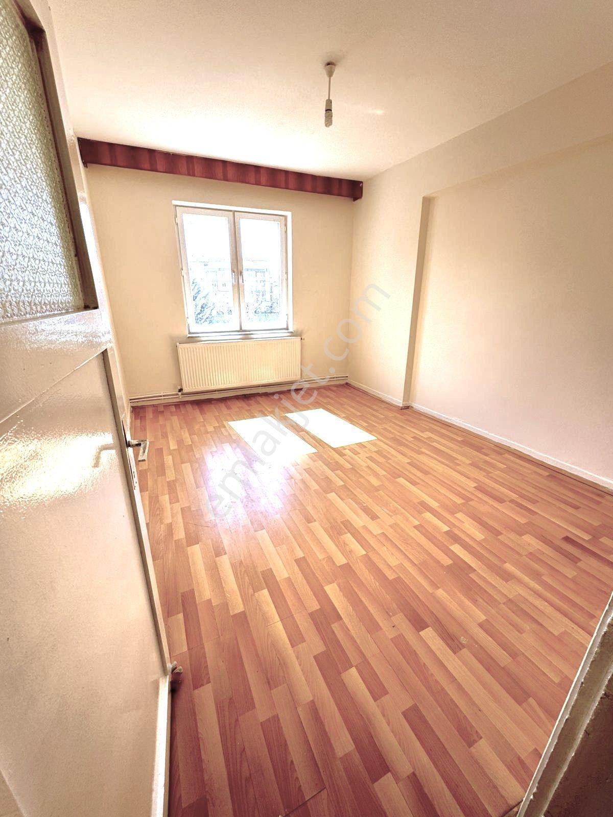 Taşpazar Mahallesi Kafeler Caddesi Arkası Piri Mehmet Paşa Okulu Karşısı Kiralık 3+1daire - Görsel 17