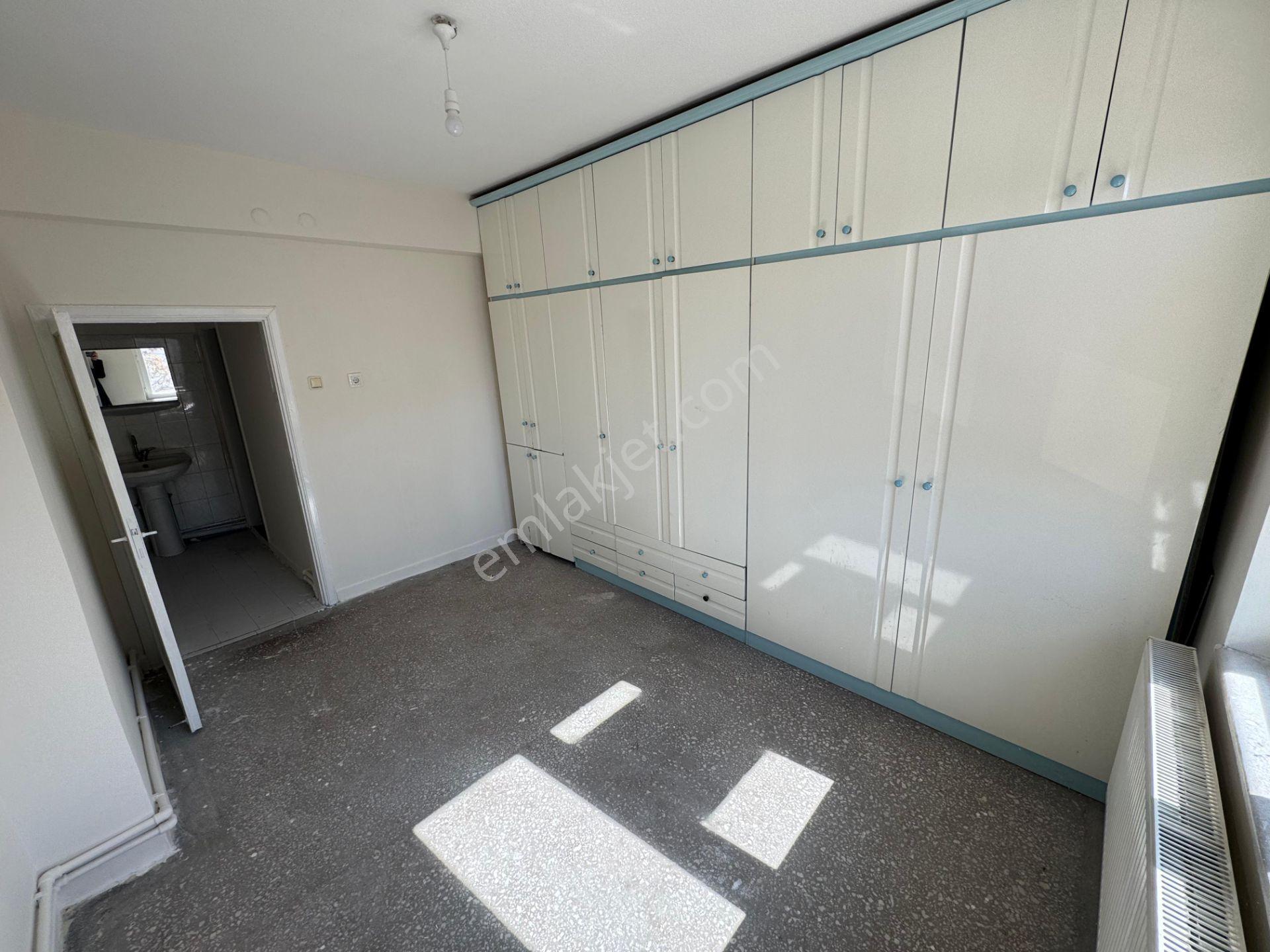 Taşpazar Mahallesi Kafeler Caddesi Arkası Piri Mehmet Paşa Okulu Karşısı Kiralık 3+1daire - Görsel 21