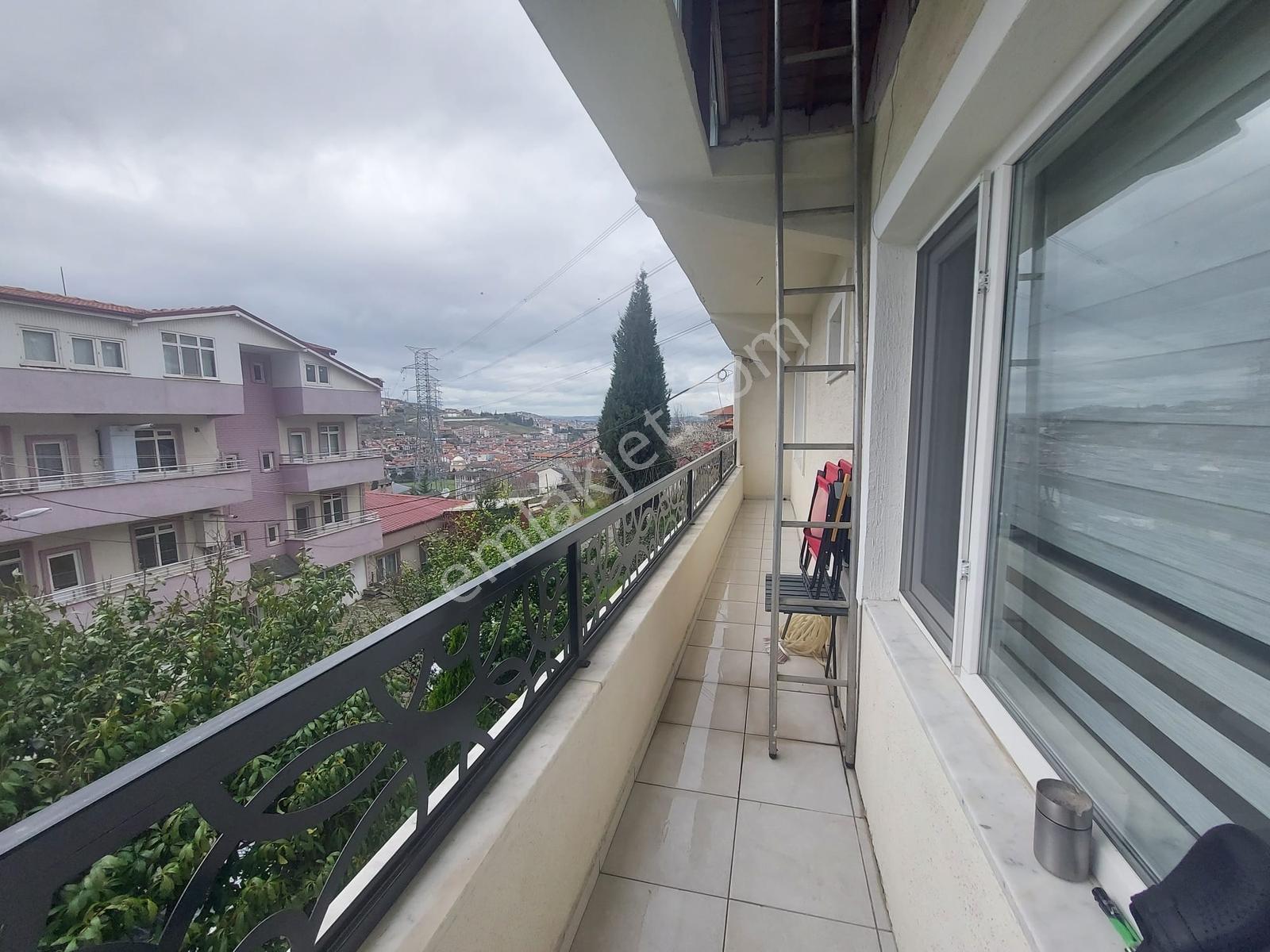 Sakarya Adapazarında Manzaralı 2 Ayrı Daire Tek Tapu - Görsel 4