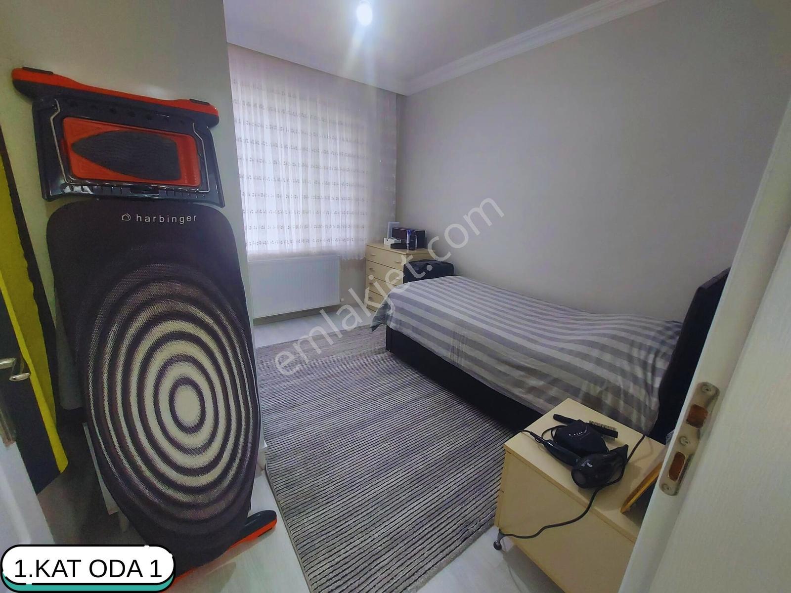 Sakarya Adapazarında Manzaralı 2 Ayrı Daire Tek Tapu - Görsel 35